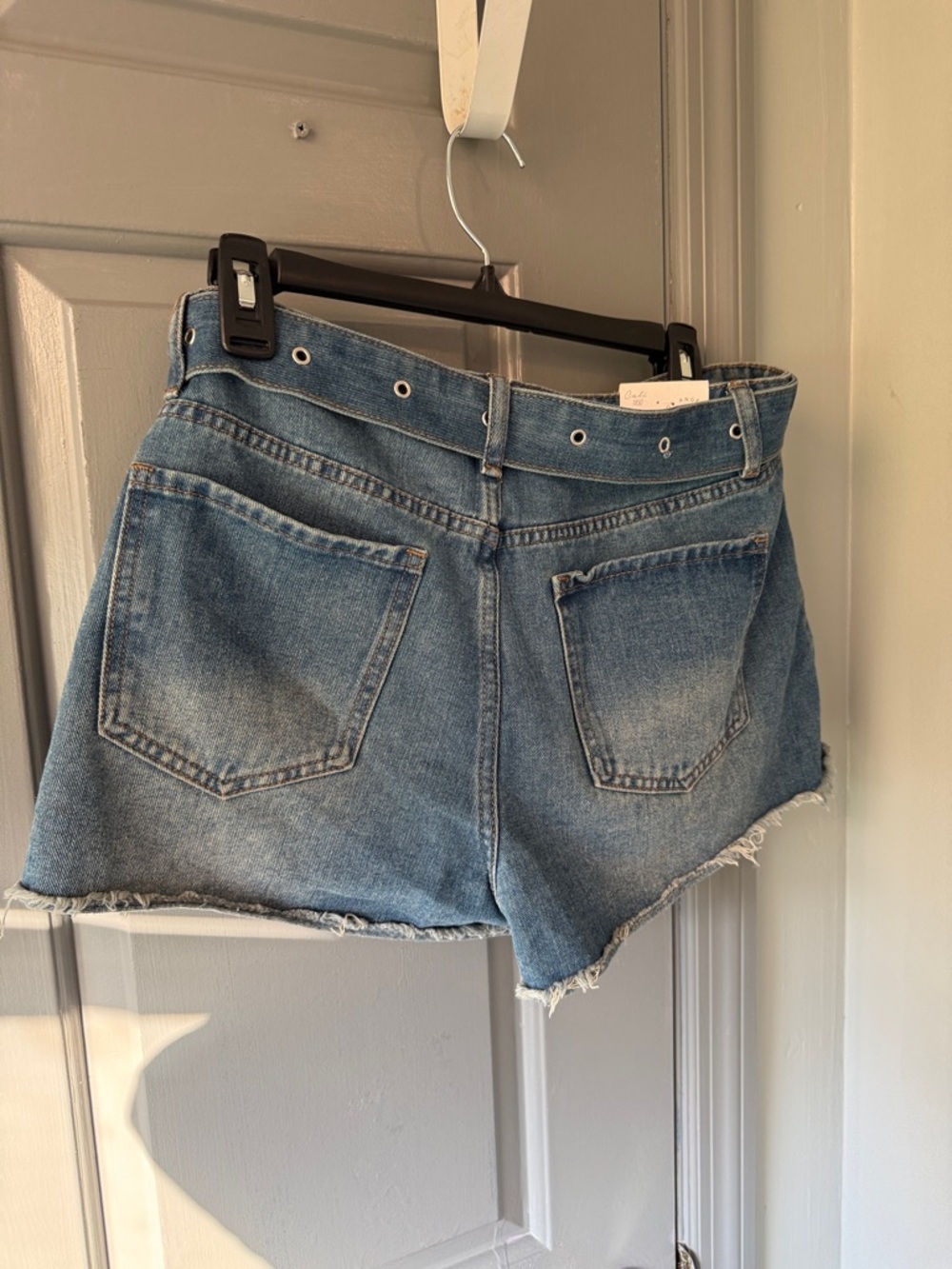 Casual Light Blue Denim High-Rise Frayed Hem Shorts with Belt - Picture 5 of 5
